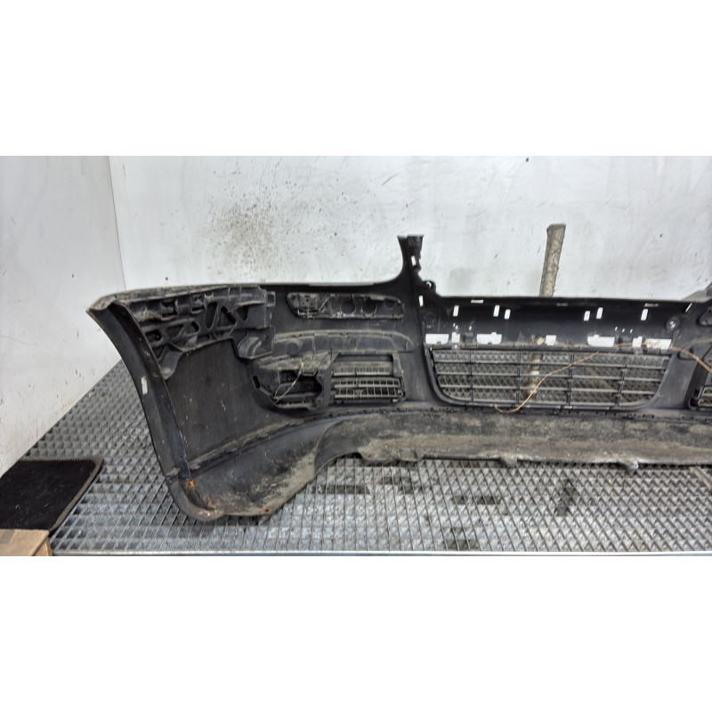 Pare choc avant VOLKSWAGEN GOLF 5 Photo n°6