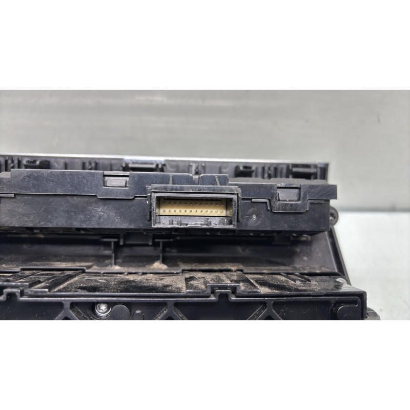 Commande chauffage RENAULT CLIO 5 Photo n°4