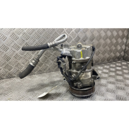 Compresseur clim RENAULT CLIO 5 Photo n°1