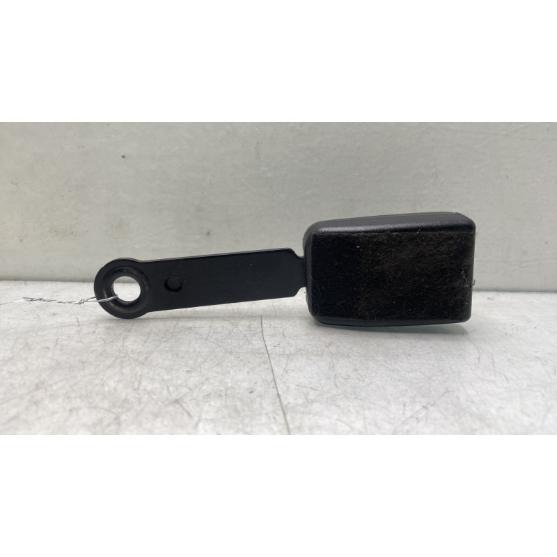 Attache ceinture avant gauche PEUGEOT 206+ Photo n°1