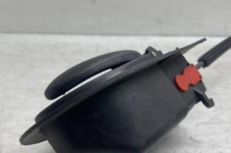 Serrure avant droit FORD FIESTA 4