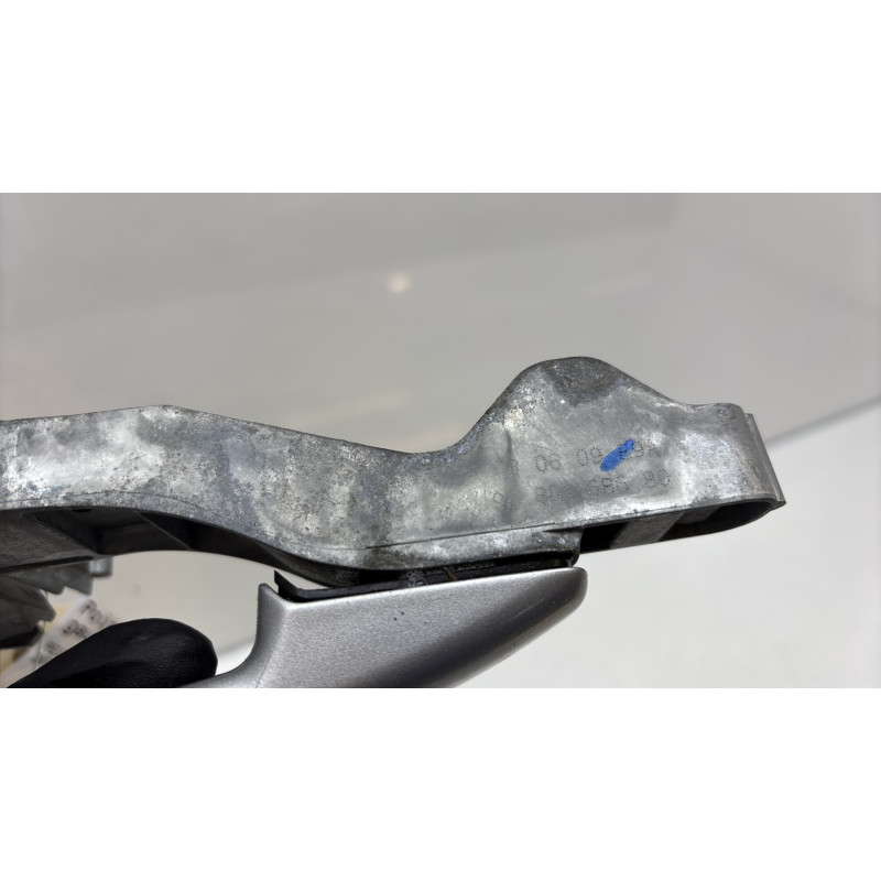 Poignee porte avant gauche PEUGEOT 207 Photo n°4
