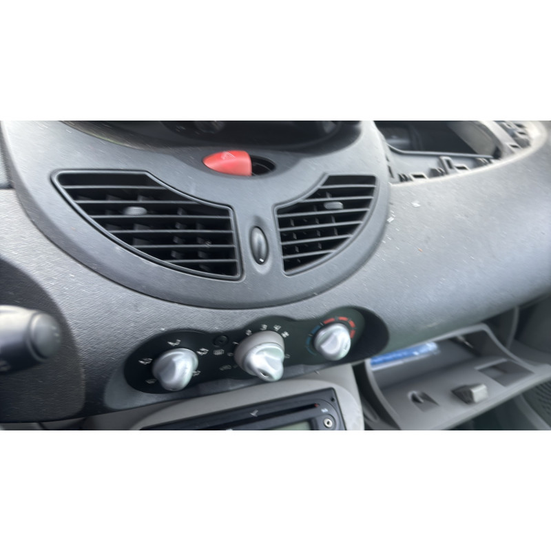 Commodo phare RENAULT TWINGO 2 Photo n°20