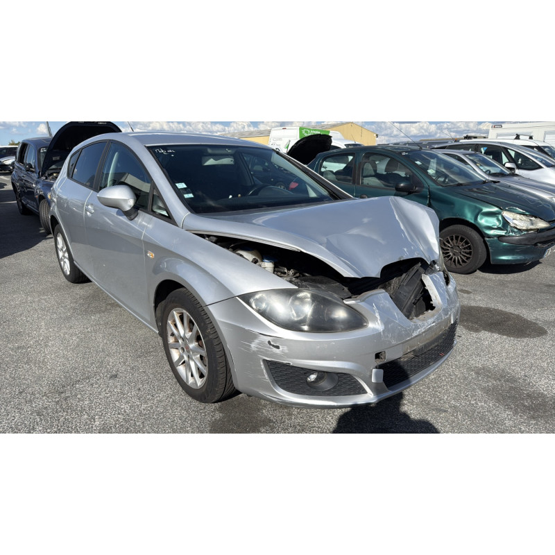 Verin de coffre SEAT LEON 2 Photo n°7