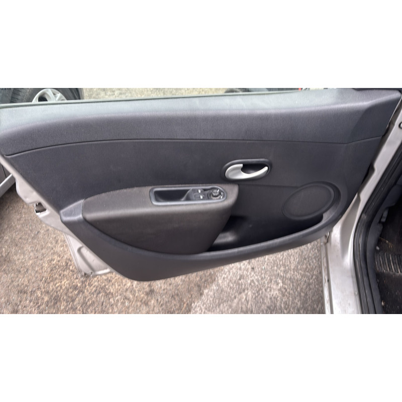 Commodo phare RENAULT CLIO 3 Photo n°19