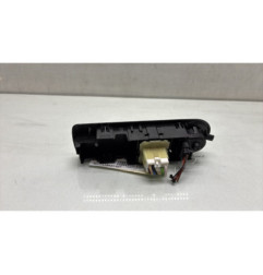 Interrupteur de leve vitre avant gauche RENAULT CLIO 4