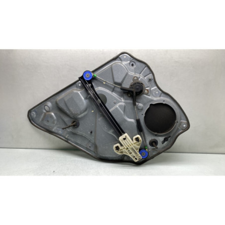 Leve vitre mecanique arriere droit VOLKSWAGEN POLO 4