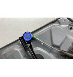 Leve vitre mecanique arriere droit VOLKSWAGEN POLO 4