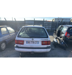 Retroviseur droit VOLKSWAGEN PASSAT 3