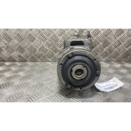 Compresseur clim VOLKSWAGEN TOURAN 1 Photo n°1