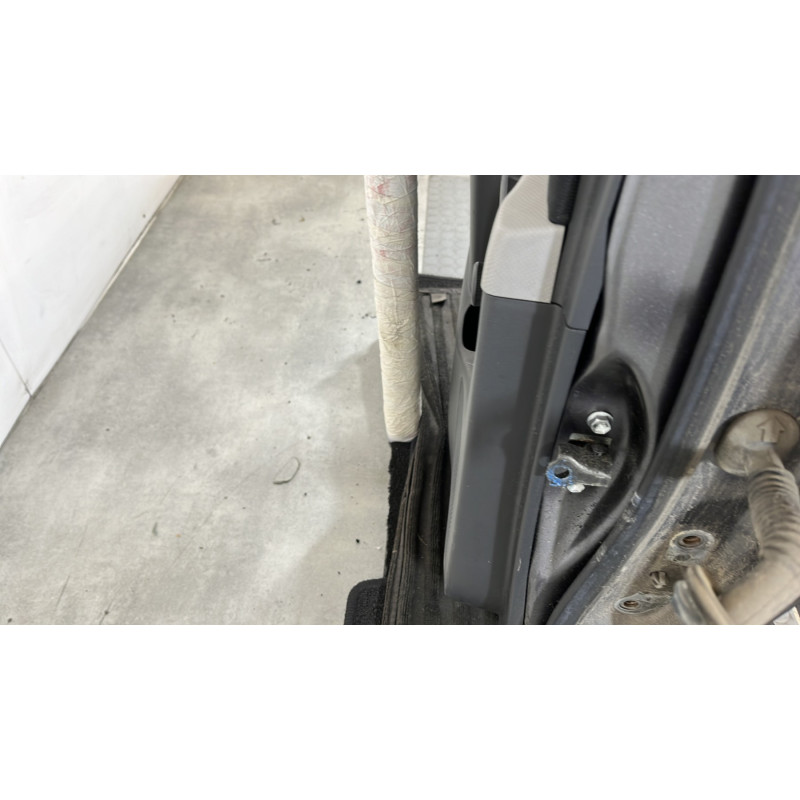 Porte arriere gauche TOYOTA YARIS 2 Photo n°5