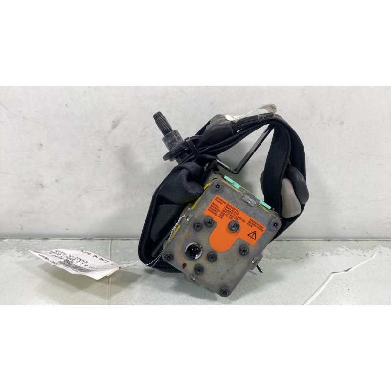 Pretensionneur de ceinture avant droit TOYOTA YARIS 2 Photo n°4