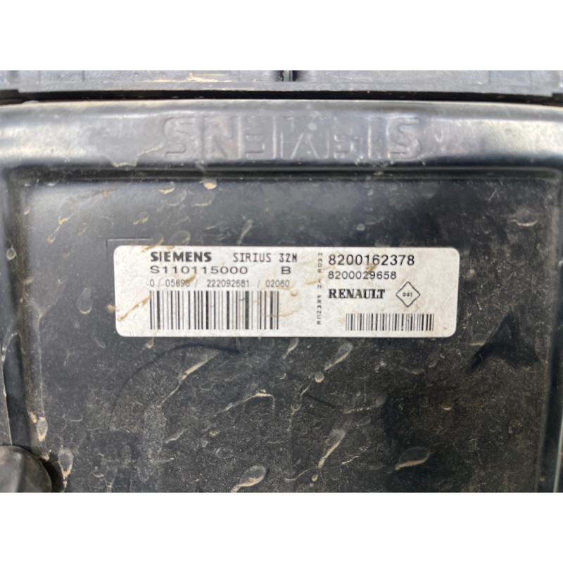 Calculateur moteur RENAULT CLIO 2 Photo n°4