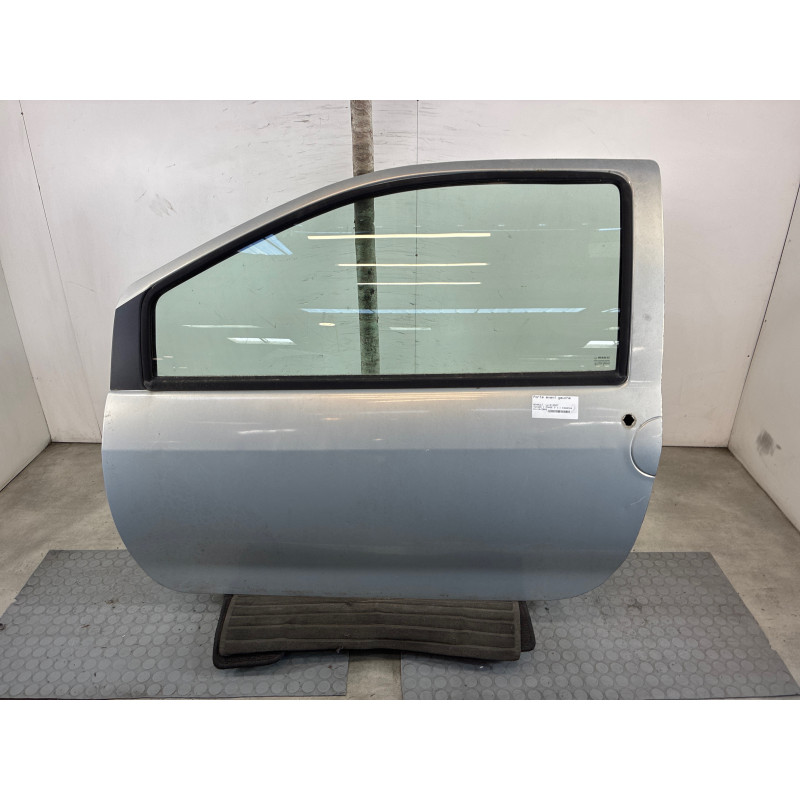 Porte avant gauche RENAULT TWINGO 1 Photo n°1