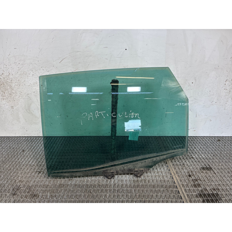 Vitre arriere gauche CITROEN C4 PICASSO 1 Photo n°2