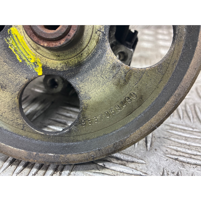 Pompe de direction CITROEN XSARA PICASSO Photo n°4