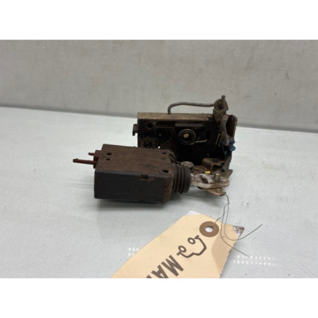 Serrure avant droit PEUGEOT 106