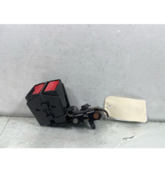Attache ceinture arriere droit RENAULT CLIO 2