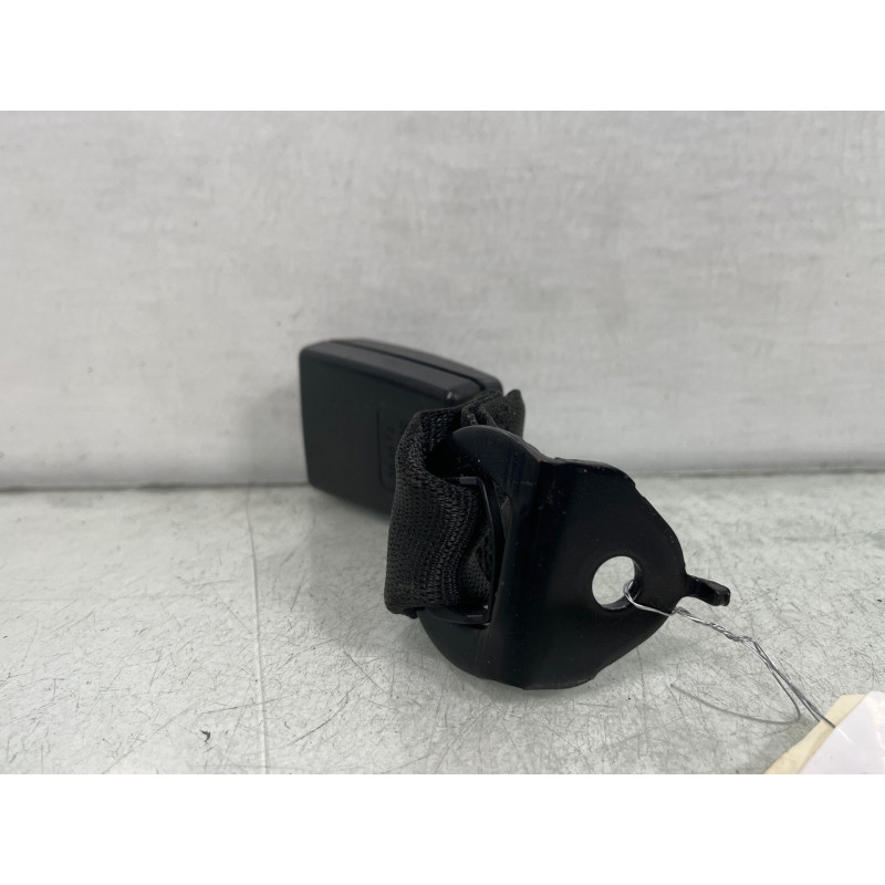 Attache ceinture arriere gauche RENAULT TWINGO 2 Photo n°3