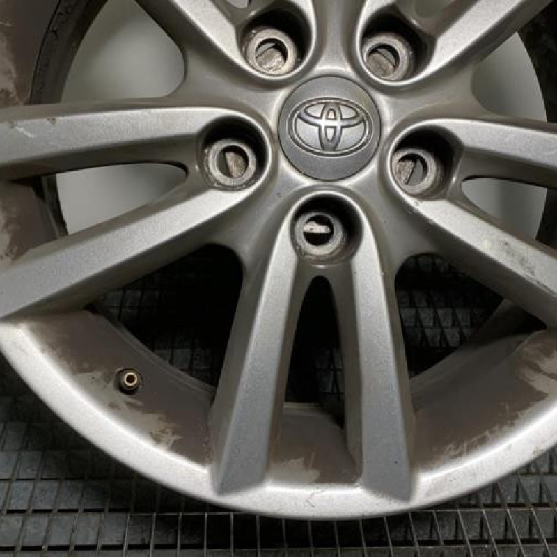 Jante TOYOTA AURIS 1 Photo n°3