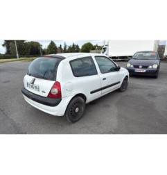 Pare choc arriere RENAULT CLIO 2