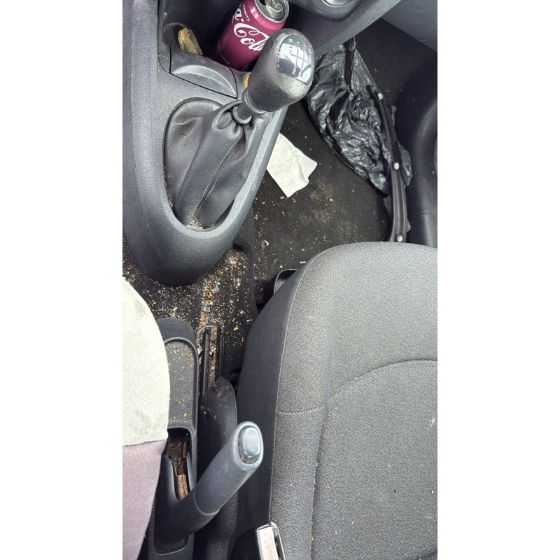 Pare choc arriere RENAULT CLIO 2 Photo n°19
