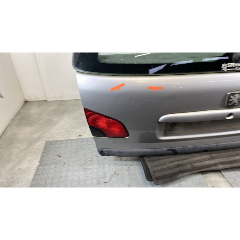 Malle/Hayon arriere PEUGEOT 406 Photo n°6