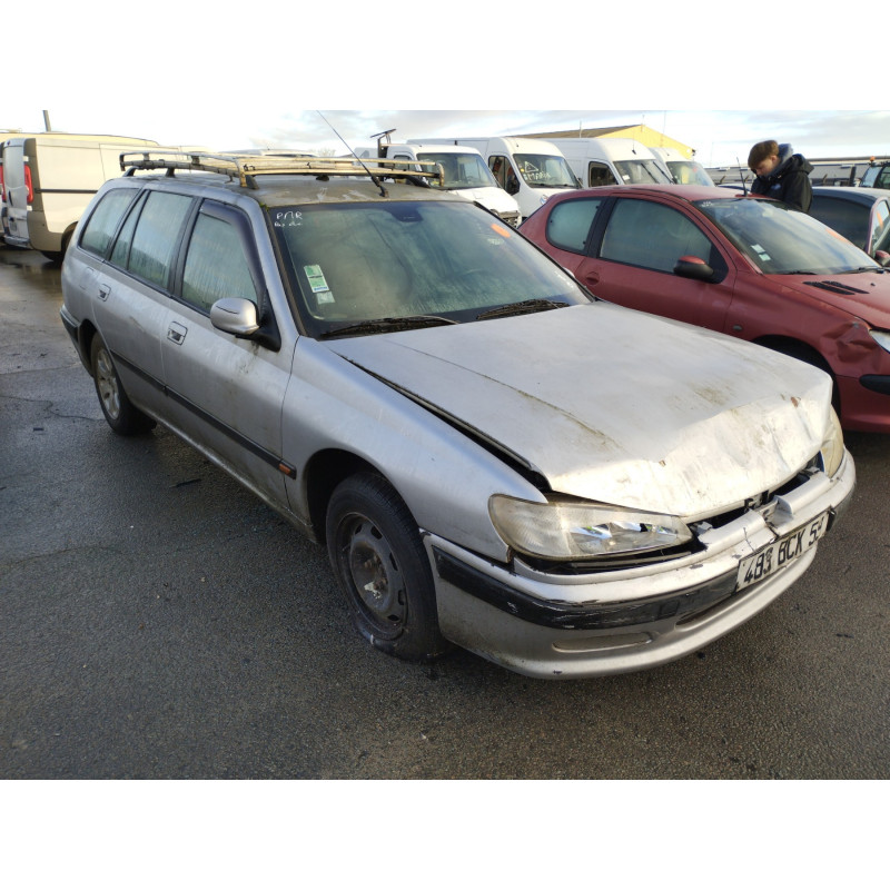 Malle/Hayon arriere PEUGEOT 406 Photo n°9
