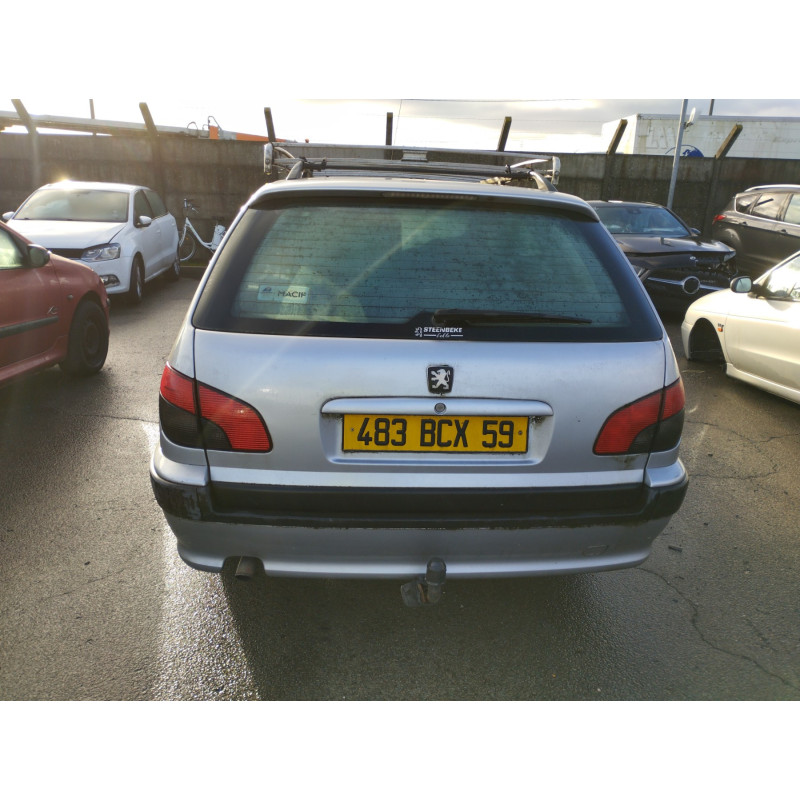 Malle/Hayon arriere PEUGEOT 406 Photo n°12