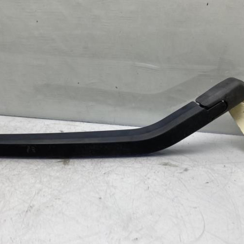 Bras essuie glace arriere HYUNDAI I 20 1 Photo n°1