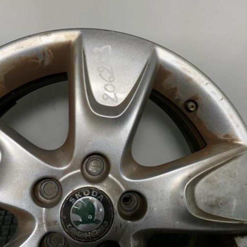 Jante SKODA ROOMSTER Photo n°2