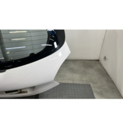 Malle/Hayon arriere PEUGEOT 208 1