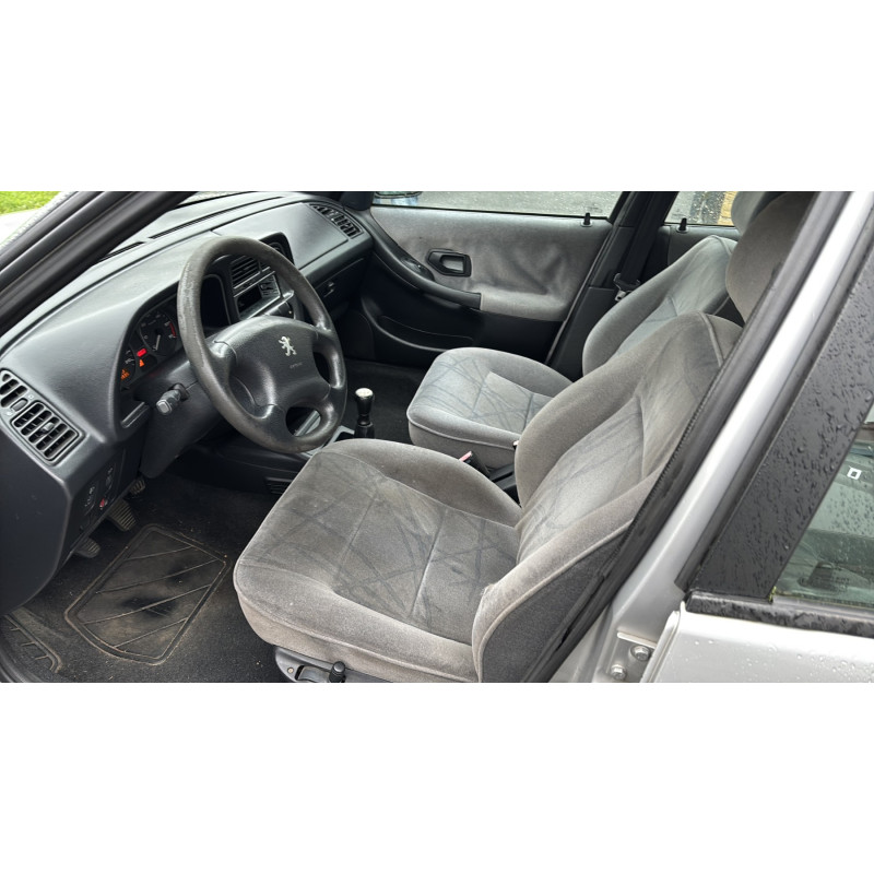 Calandre PEUGEOT 306 Photo n°5