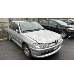 Calandre PEUGEOT 306