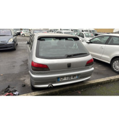 Calandre PEUGEOT 306