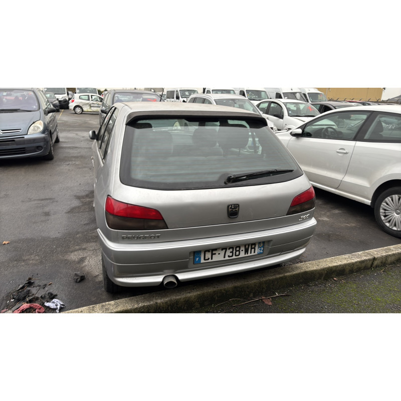 Calandre PEUGEOT 306 Photo n°14