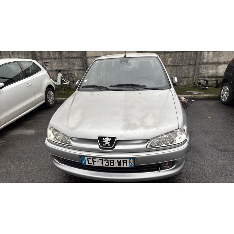 Calandre PEUGEOT 306 Photo n°17
