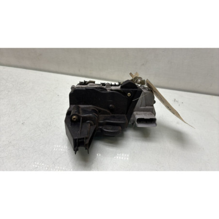 Serrure avant droit PEUGEOT 307
