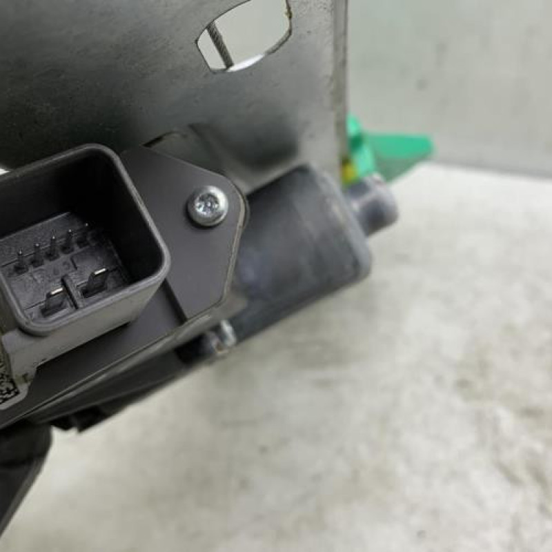 Leve vitre electrique arriere gauche OPEL ASTRA J Photo n°3