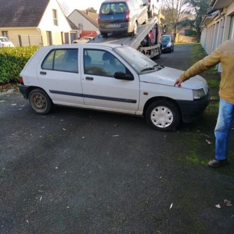 Neiman RENAULT CLIO 1 Photo n°5