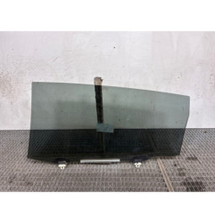 Vitre arriere droit TOYOTA COROLLA VERSO 2 Photo n°1