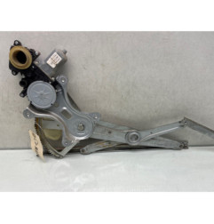 Leve vitre electrique avant droit TOYOTA COROLLA VERSO 2