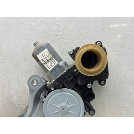 Leve vitre electrique avant gauche TOYOTA COROLLA VERSO 2