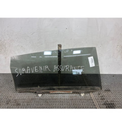 Vitre arriere droit TOYOTA COROLLA VERSO 2 Photo n°1
