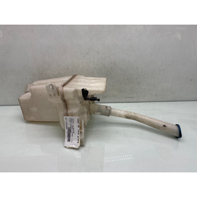 Vase de lave glace TOYOTA COROLLA VERSO 2 Photo n°1