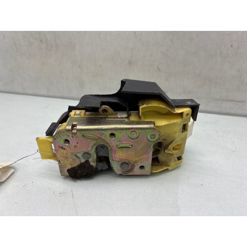 Serrure avant droit FORD FOCUS 1 Photo n°4