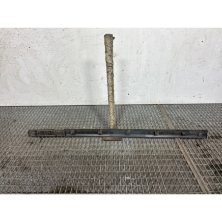 Baguette de porte avant gauche RENAULT CLIO 3 Photo n°1