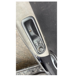 Baguette de porte avant gauche RENAULT CLIO 3
