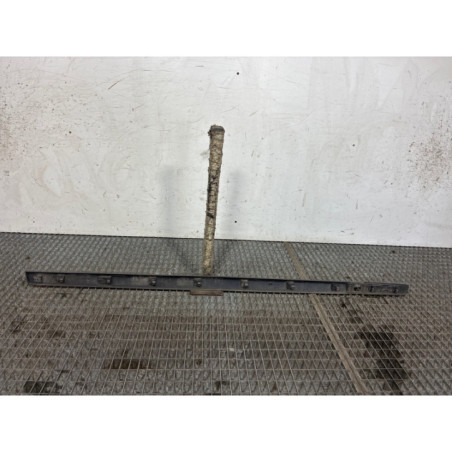 Baguette de porte avant gauche RENAULT CLIO 3 Photo n°1