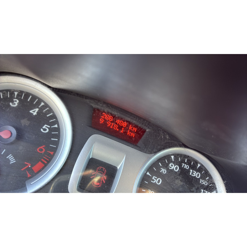 Custode arriere droit RENAULT CLIO 3 Photo n°20